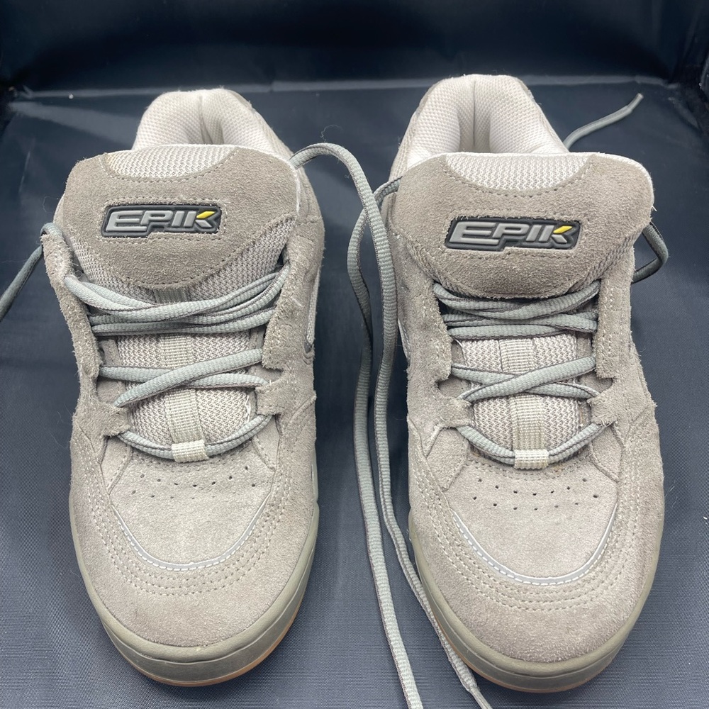 RARE Vintage Epik Skate Shoes